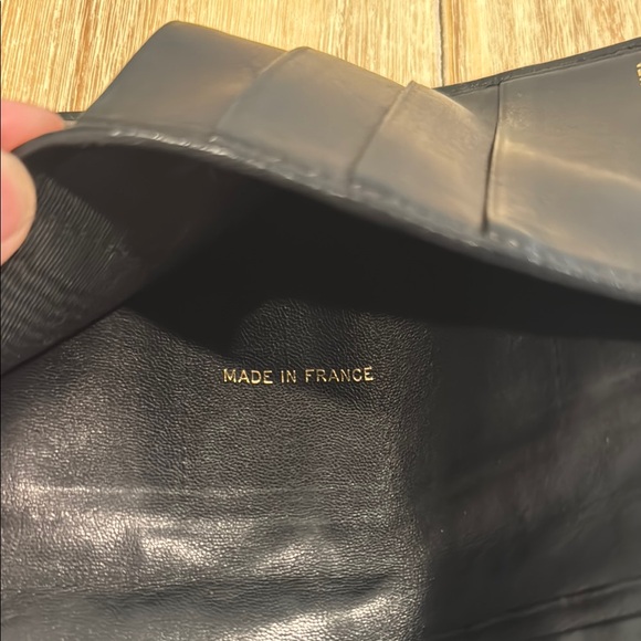 CHANEL Black Quilted Leather Wallet - Picture 4 of 5